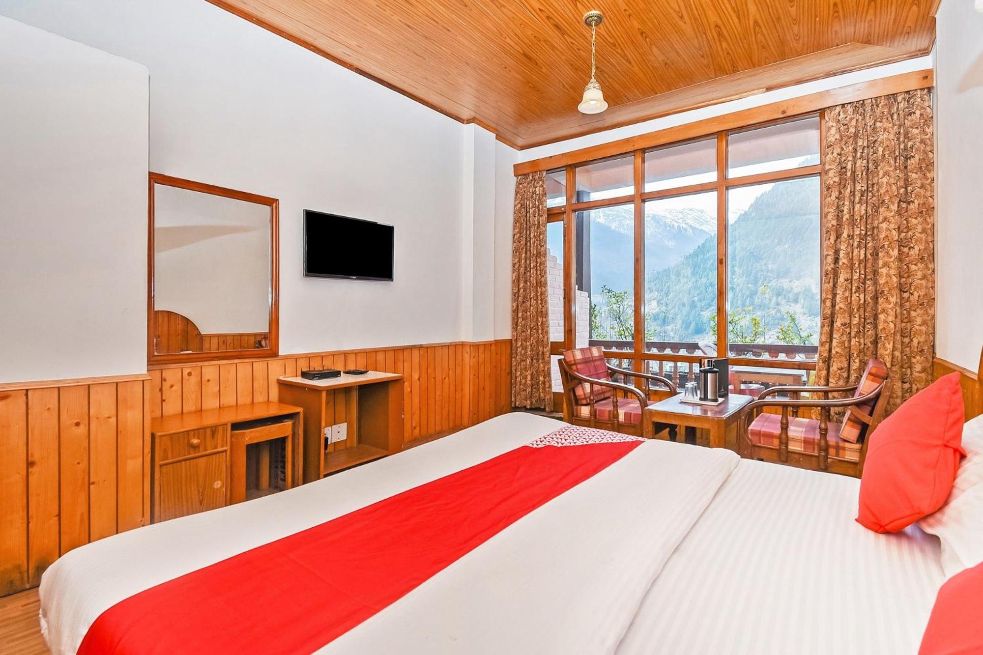 OYO 15129 Hotel Surbhi Vashist Exterior foto